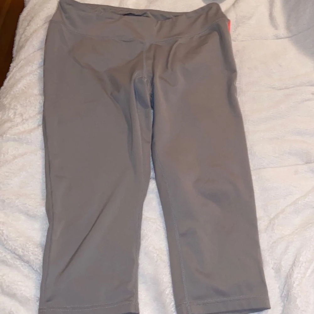 Capri Leggings